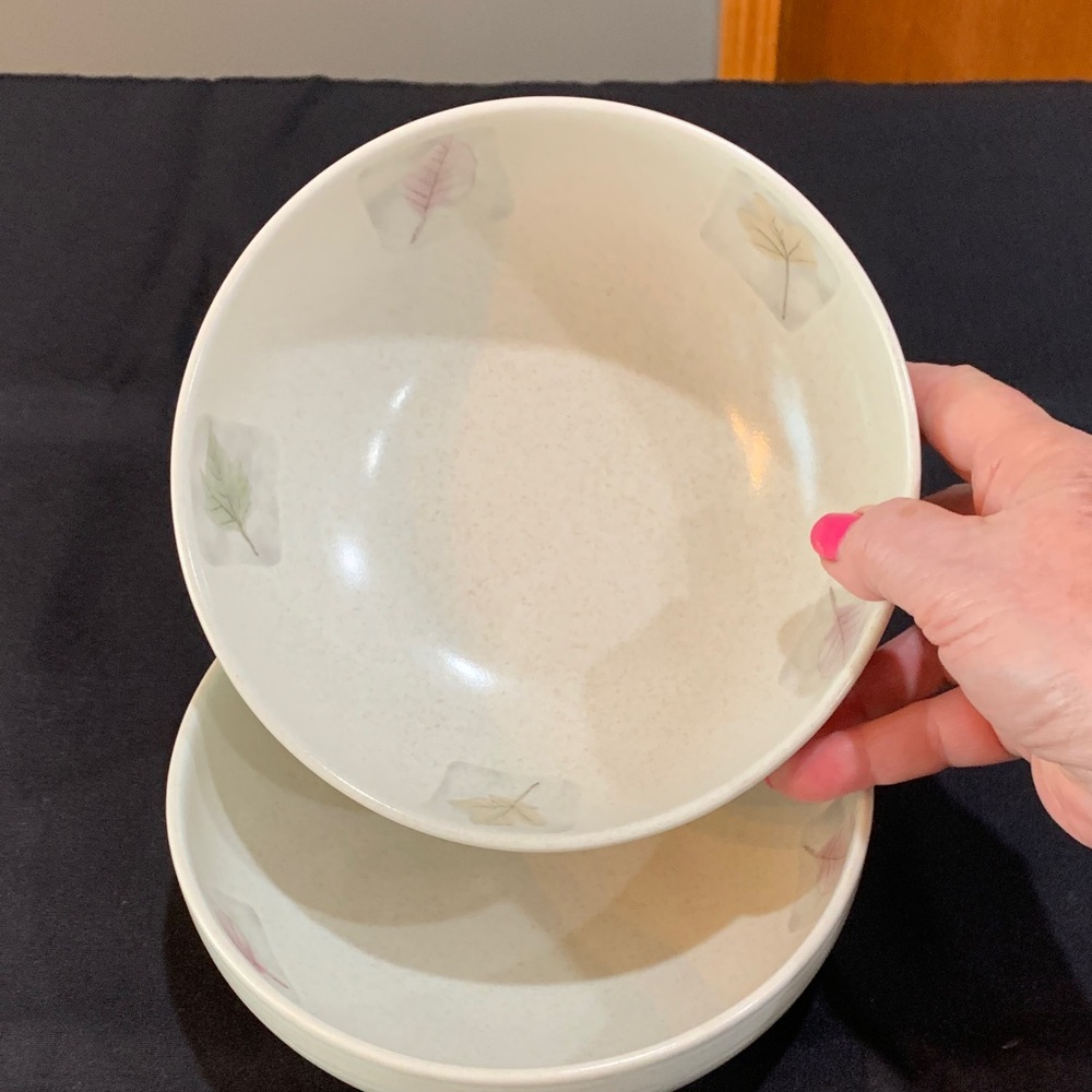 Mikasa Woodland High Fired Leaf Motif Bowls. Set of 2